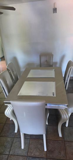 Dinning table and chairs