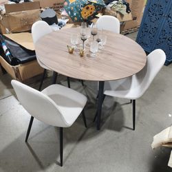 Dinning Table 4 Chairs