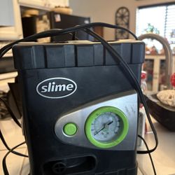 Slime Deluxe All-Purpose Tire Inflator, model 40034.  