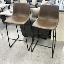 BARSTOOL CHAIR 18”WX 20”D X39.50H
