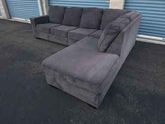 Sectional Couch With Delivery