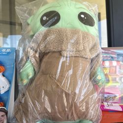 Yoda Plushie 