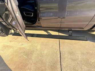 Mopar deployable running boards