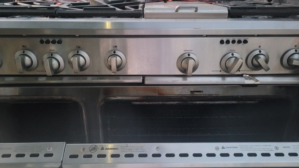 Just Pulled Out Of A Customer's House The Larger Oven Doesn't Work