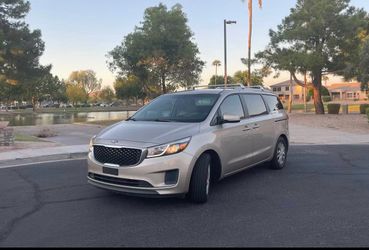 2016 KIA Sedona LX