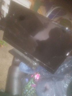 Coby Flat screen Tv w. Remote