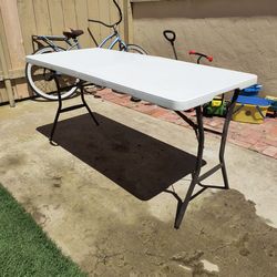 Lifetime 6ft table