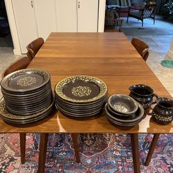 Franciscan Jamoca Dish Set