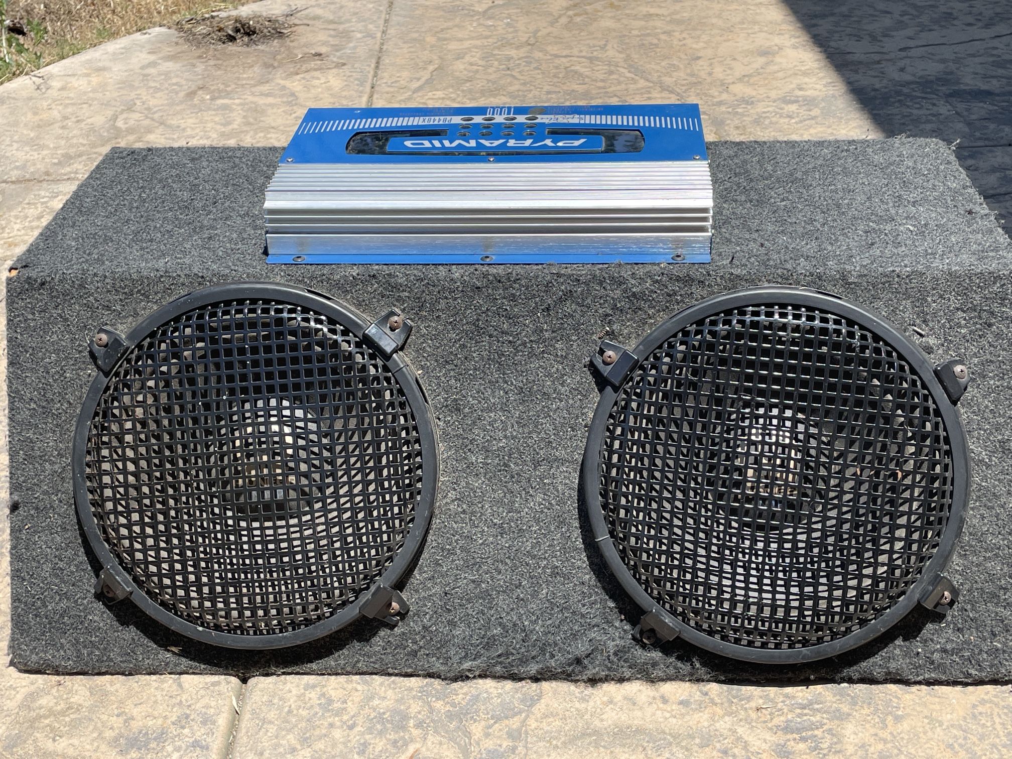 Car Speakers Cabinet And Power
