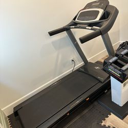 Nordic track Treadmill 