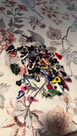 Croc charms