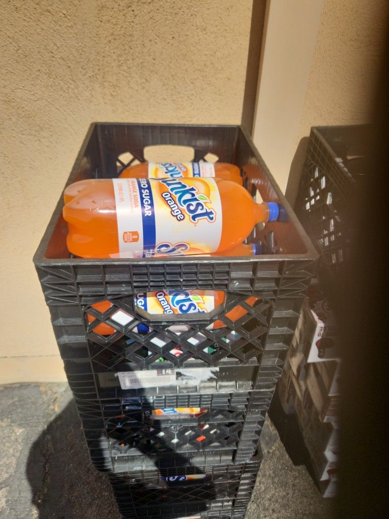 FREE DIET SODAS