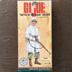 Vintage 1996 Gi Joe Battle of the Bulge Soldier action figure