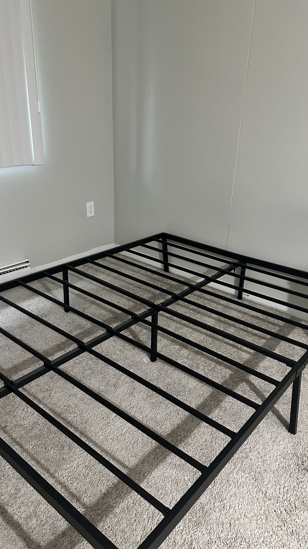 Bed frame + Night Table