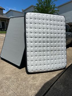 Mattress queen size  included box springs