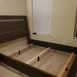 Ashley Starmore Queen Panel Bed Frame