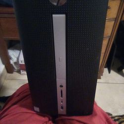 HP DESKTOP With Monitor And Keyboard $300