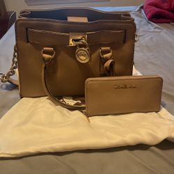 Michael Kors Purse & Wallet