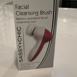 Facial Cleaning Brush 