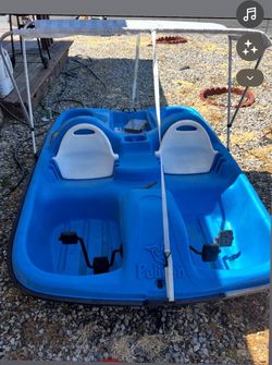 Paddle boat 4 people
