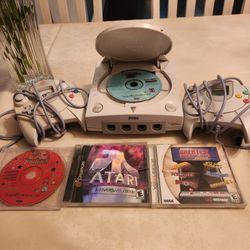 Sega Dreamcast Bundle 