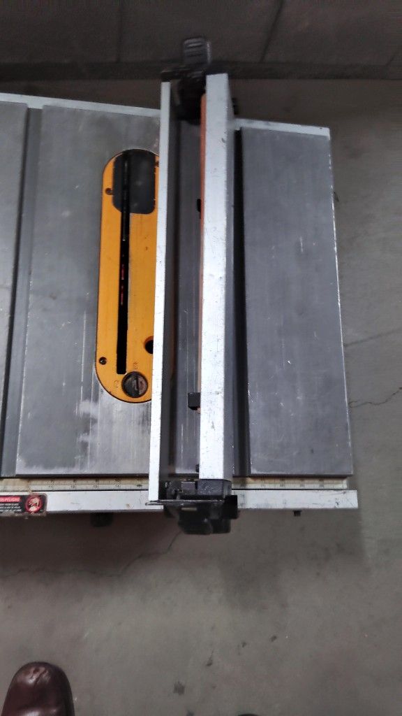 Table Saw 10'