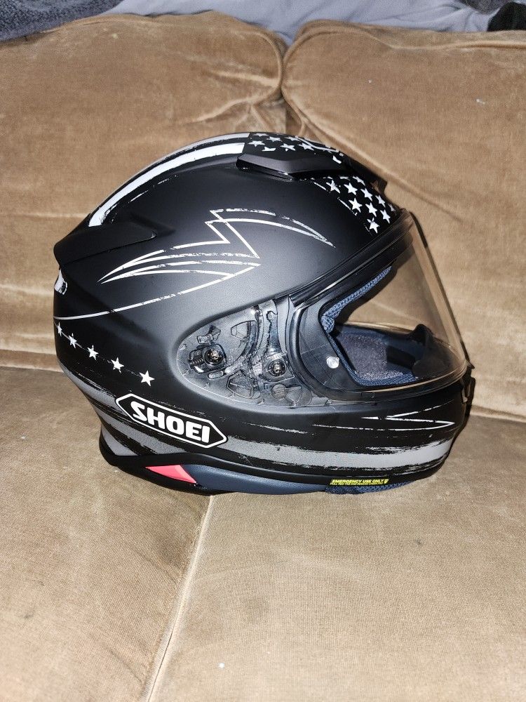 Medium Shoei RF-1400