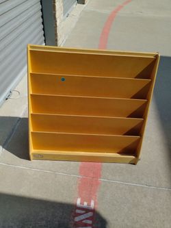 Classroom book stand