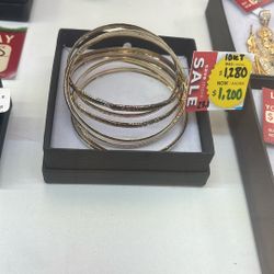 10 K Bracelet 