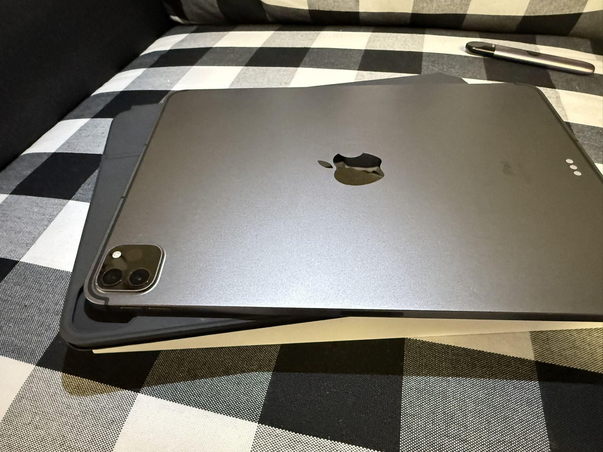 iPad Pro 11-inch unlocked