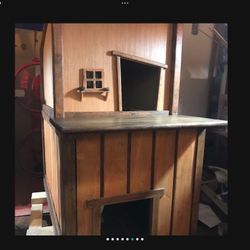 Custom Chicken Coops , Rabbit Hutches , Turtle Encloses , Dog & Cat Houses,o, Guinea Pigs And All Pet House  