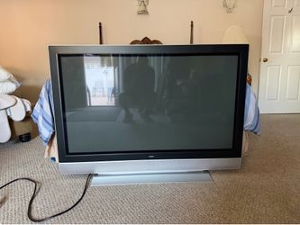 Free 50 inch Maxent tv