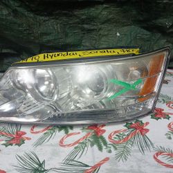 2009-10 Hyundai Sonata Left Headlight