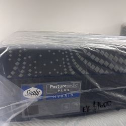 Sealy Posturepedic Hybrid King Mattress