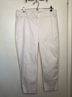Ann Taylor Women’s White Capris