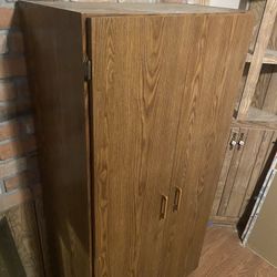 $20 - garage storage cabinet with free delivery 🚚
