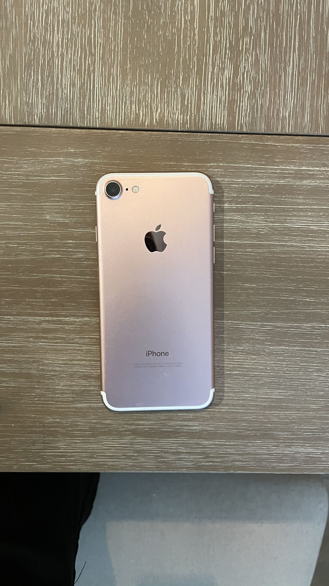 iPhone 7 128gb Rose Gold Excellent Condition - Unlocked