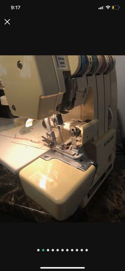 Singer Ultralock 14U234 Serger Sewing Machine Thumbnail