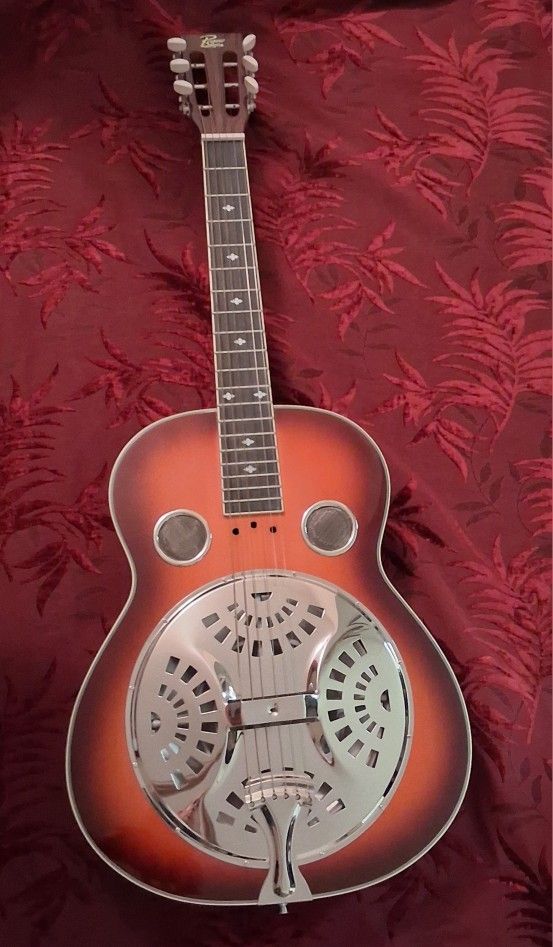 Rogue Classic Spider Resenator Guitar