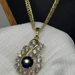 Blue Pendent Necklace 