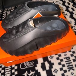 Nike mind  001 triple black