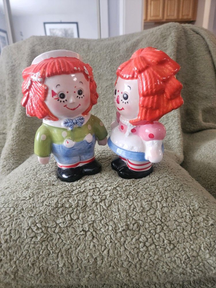 1980s raggedy Ann and Andy ceramic banks lefton 
