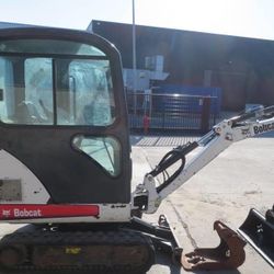 Bobcat 323