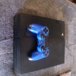 Ps4 With Games And 1 Controler
