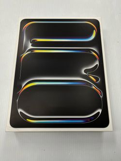 iPad Pro 13-inch (M5), 1TB, Cellular + Wifi, With Box And Charger, In Great Contion