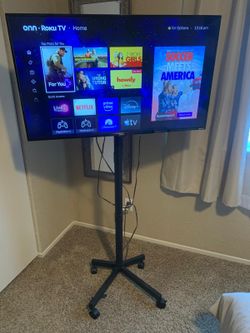 38” ONN Roku Smart TV with Rolling Stand – Good Condition