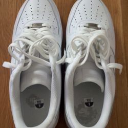 White Air Force 1 Low 