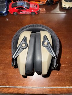 Walkers Range Earmuff .