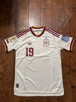 Spain 2026 World Cup Away Jersey #19 Lamine Yamal Player Version Size M + WC Patch