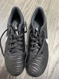 Nike Soccer Cleats Black Lace-Up